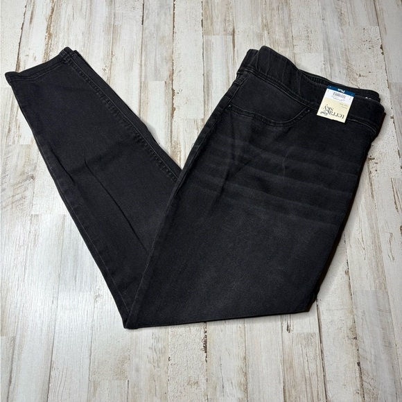 Terra & Sky Denim - (Sold)Terra & Sky Women’s Plus Skinny High Rise Pull-On Size 1X Jeggings